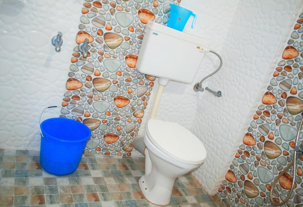 Heather Home Stay Kochi Bagian luar foto